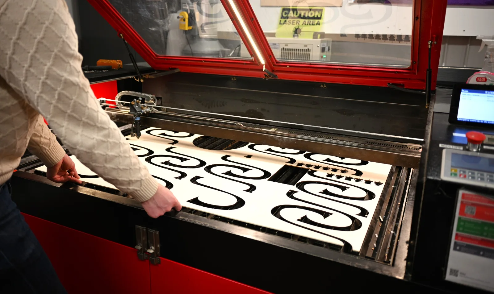 Laser cutter (Redsail)